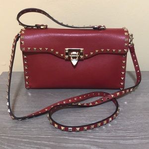 Valentino Rockstud Shoulder Bag (red)